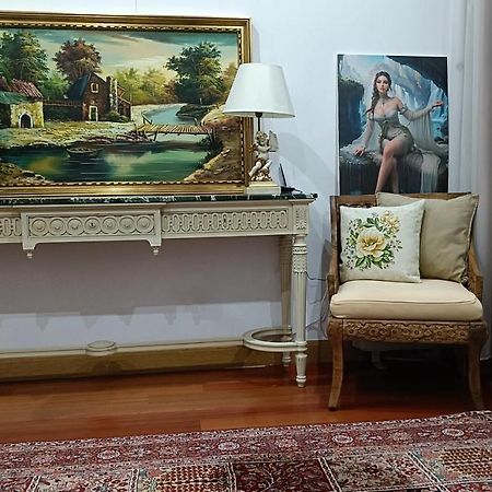 Appartamento Orient Madrid Esterno foto